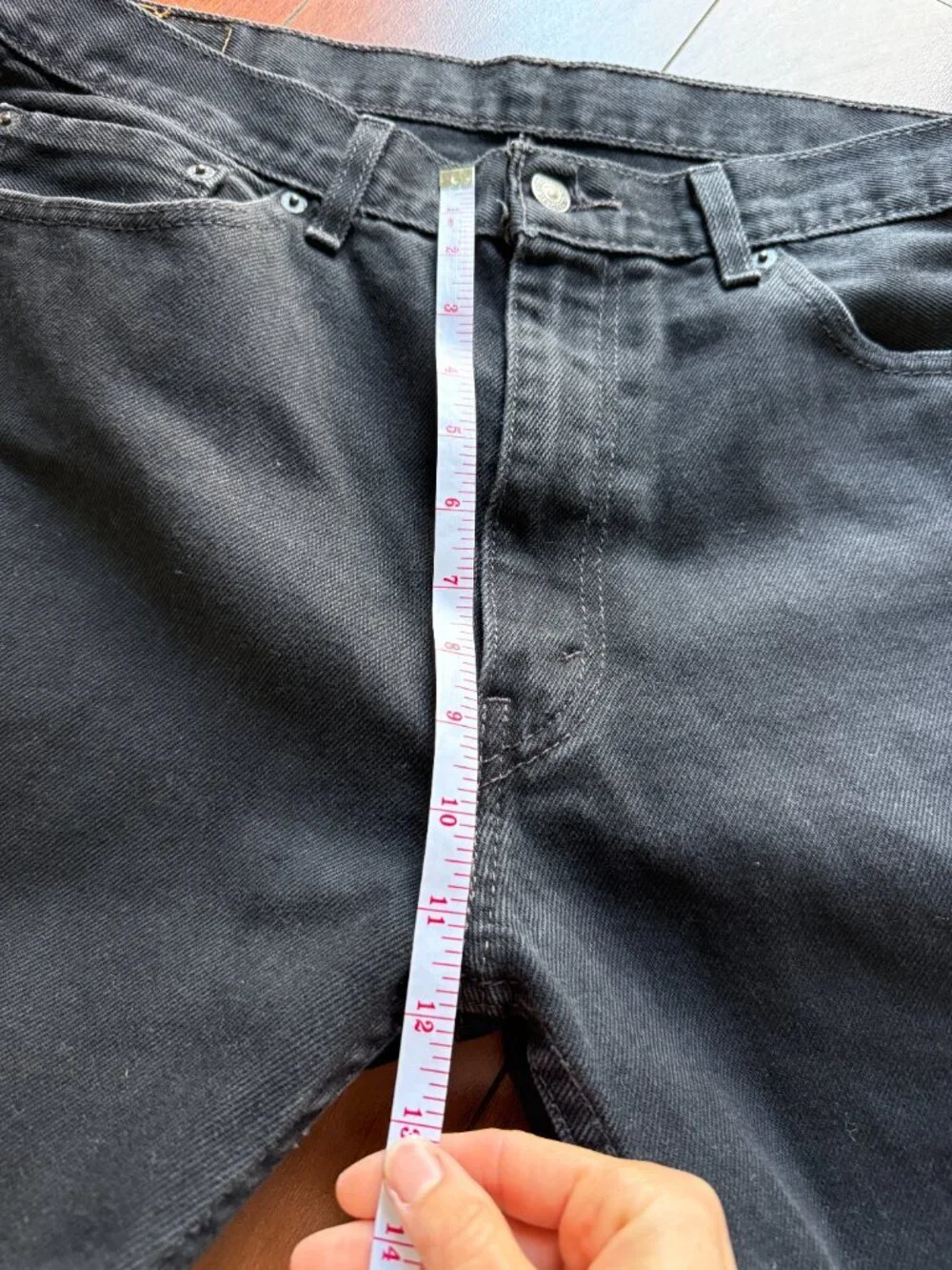Levis Mens 505 jeans Size 36 x 32 classic straight leg in black